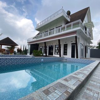 villa di bandung private pool mzl